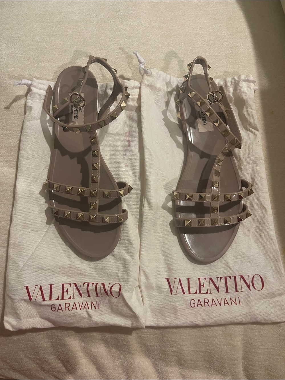 Valentino Garavani Rockstud Jelly Sandals Nude Blush Pink Size 38 w/ Dust Bags